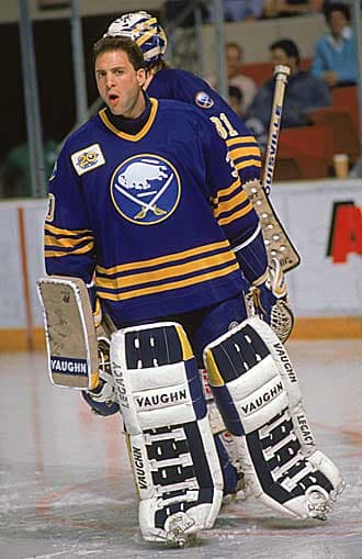 clint-malarchuk-sabres-bennett.jpg